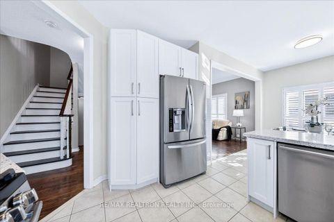 Photo 22 at 379 Old Colony Road, Oak Ridges Lake Wilcox, Richmond Hill