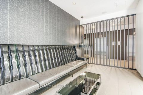 Photo 19 at 414 - 560 Front Street W, Waterfront Communities C1, Toronto