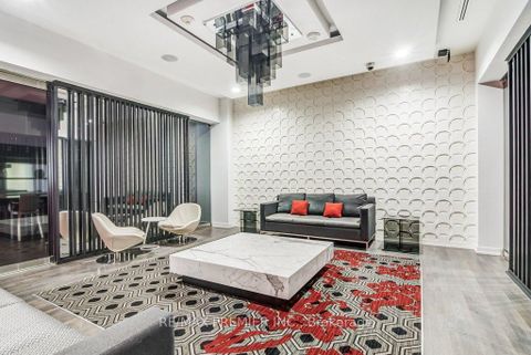 Photo 25 at 414 - 560 Front Street W, Waterfront Communities C1, Toronto