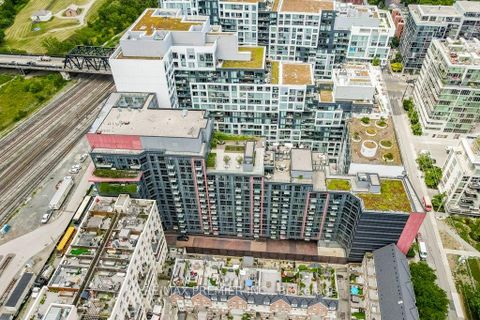 Photo 36 at 414 - 560 Front Street W, Waterfront Communities C1, Toronto