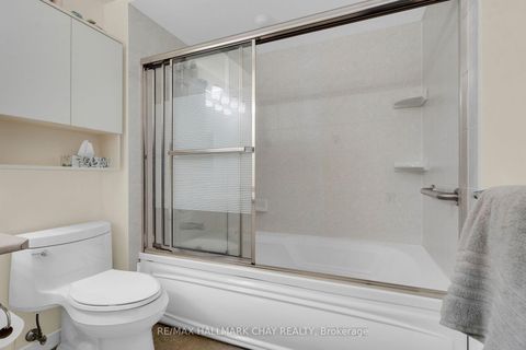 Photo 15 at 103 - 21 Kempenfelt Drive, North Shore, Barrie