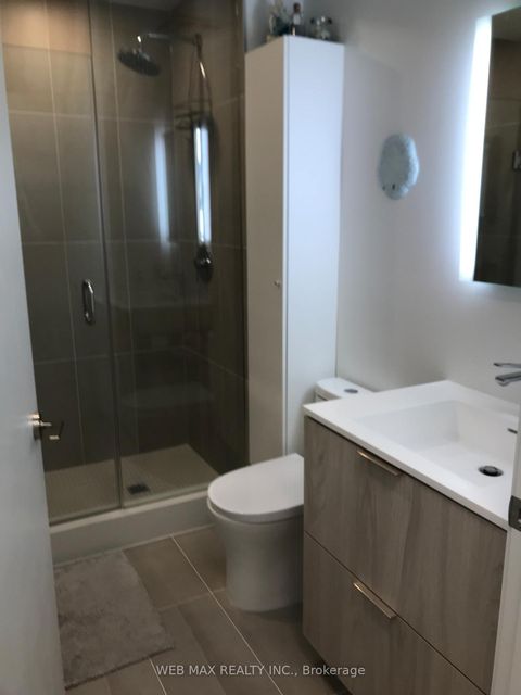 Photo 11 at 401 - 185 Alberta Avenue W, Oakwood Village, Toronto