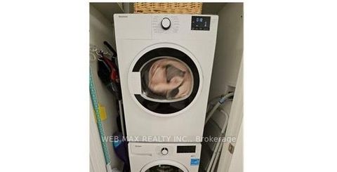 Photo 17 at 401 - 185 Alberta Avenue W, Oakwood Village, Toronto