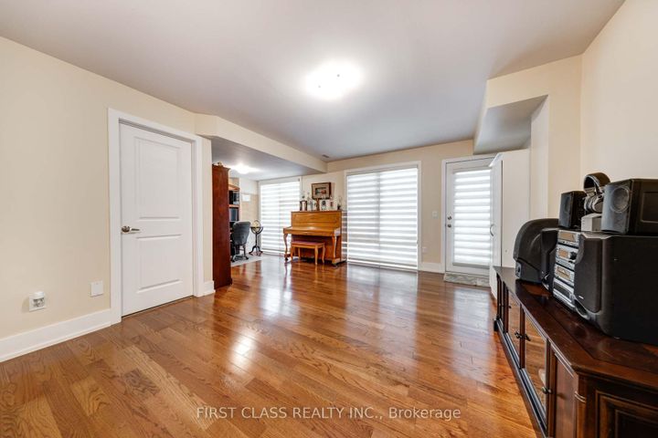 Photo 3 at 4 Allerton Road, Patterson, Vaughan