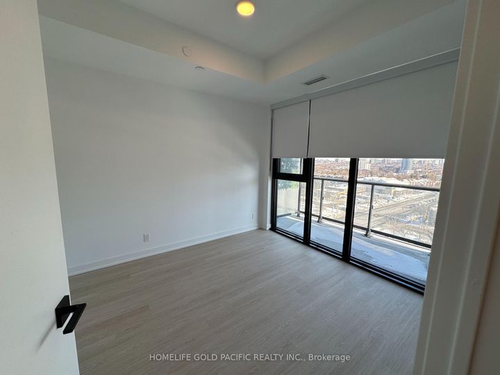 Photo 17 at 917 - 699 Sheppard Avenue E, Bayview Village, Toronto