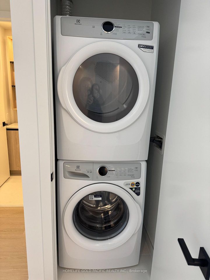 Photo 29 at 917 - 699 Sheppard Avenue E, Bayview Village, Toronto