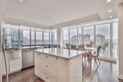 Photo 14 at 911B - 9600 Yonge Street, North Richvale, Richmond Hill