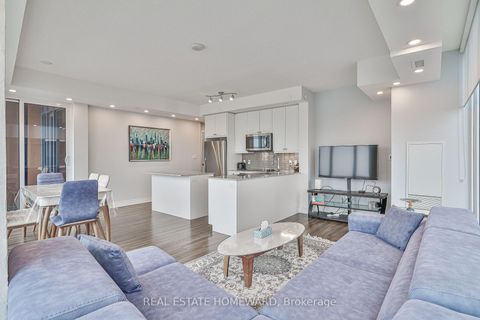 Photo 16 at 911B - 9600 Yonge Street, North Richvale, Richmond Hill