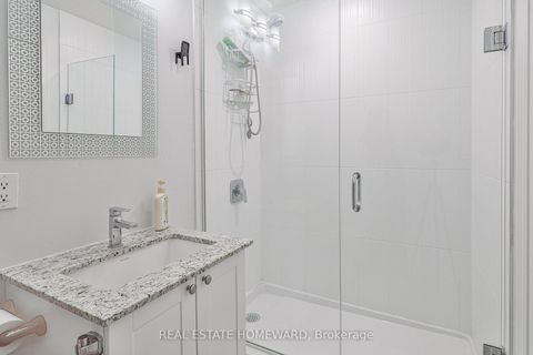 Photo 26 at 911B - 9600 Yonge Street, North Richvale, Richmond Hill