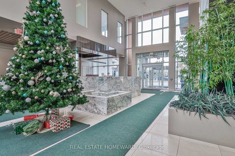 Photo 34 at 911B - 9600 Yonge Street, North Richvale, Richmond Hill