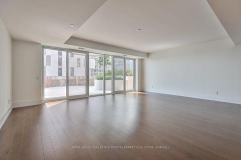 Photo 11 at 214 - 155 Merchants' Wharf, Waterfront Communities C8, Toronto