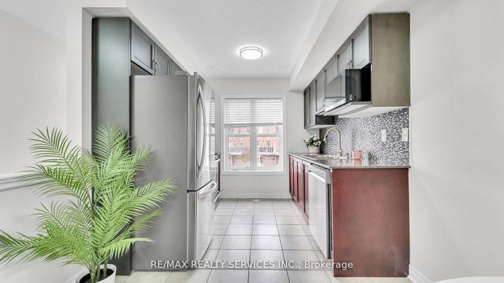 Photo 9 at 16 Soldier Street, Northwest Brampton, Brampton