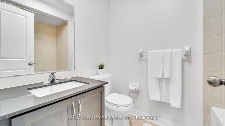 Photo 17 at 16 Soldier Street, Northwest Brampton, Brampton