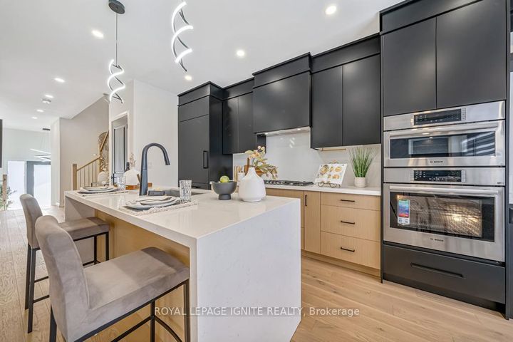 Photo 9 at 1160 Skyridge Boulevard, Rural Pickering, Pickering