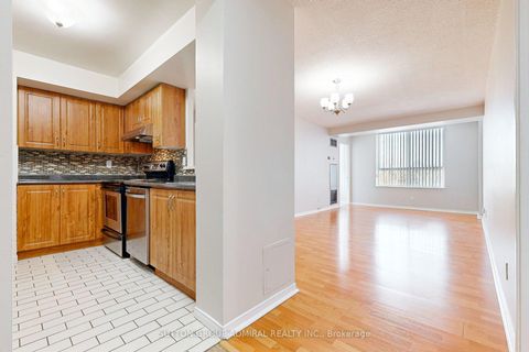 Photo 7 at 307 - 330 Mccowan Road, Eglinton East, Toronto