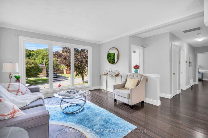 Photo 5 at 53 Wilstead Drive, Central Newmarket, Newmarket