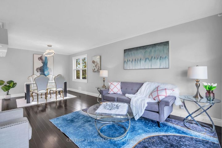 Photo 6 at 53 Wilstead Drive, Central Newmarket, Newmarket