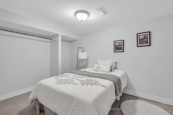 Photo 19 at 53 Wilstead Drive, Central Newmarket, Newmarket