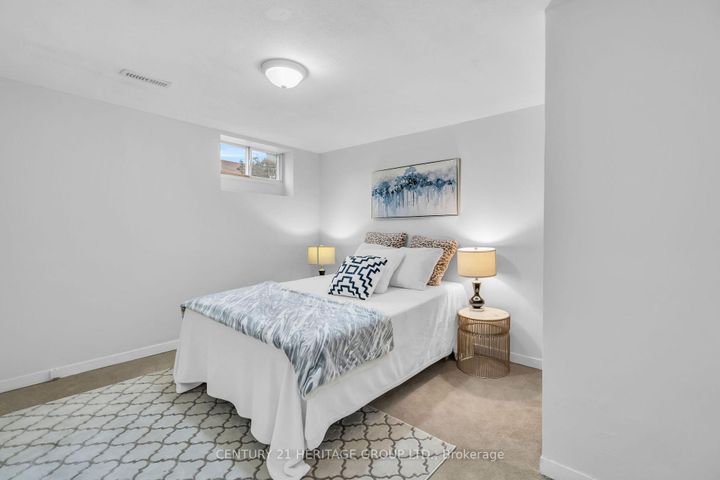 Photo 20 at 53 Wilstead Drive, Central Newmarket, Newmarket