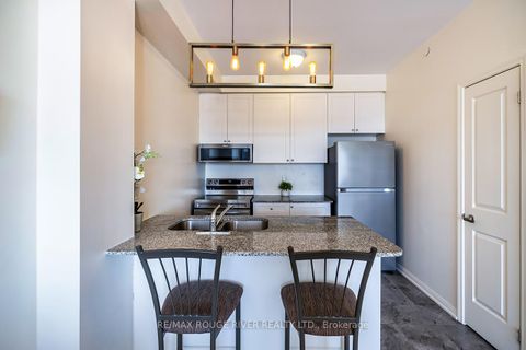 Photo 4 at 322 - 84 Aspen Springs Drive, Bowmanville, Clarington