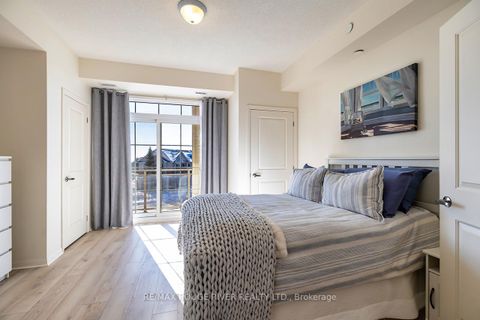 Photo 11 at 322 - 84 Aspen Springs Drive, Bowmanville, Clarington