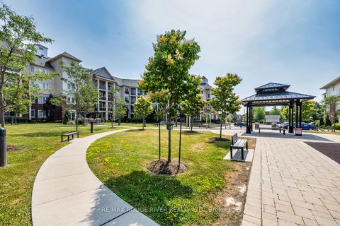 Photo 22 at 322 - 84 Aspen Springs Drive, Bowmanville, Clarington