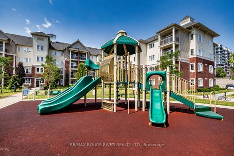 Photo 26 at 322 - 84 Aspen Springs Drive, Bowmanville, Clarington