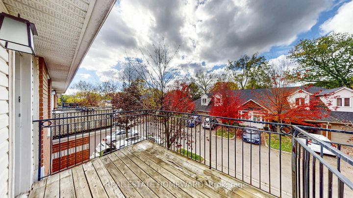 Photo 9 at 3 - 476 Walkers Line, Roseland, Burlington
