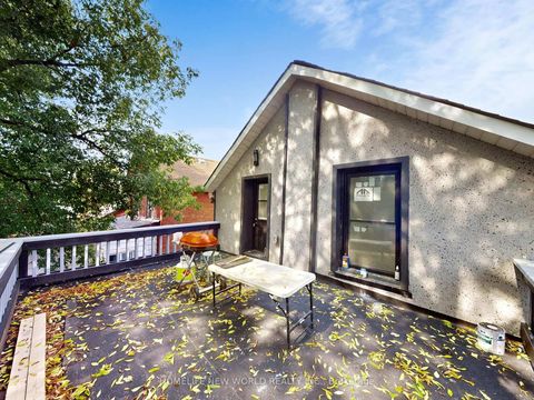 Photo 17 at 11 Maple Street, Central, Oshawa