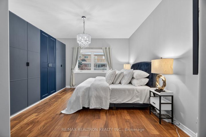 Photo 14 at 80 Gardiner Drive, Bradford, Bradford West Gwillimbury