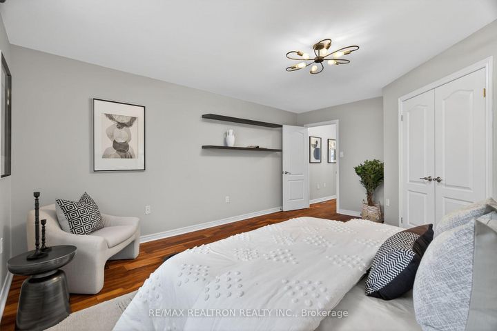 Photo 20 at 80 Gardiner Drive, Bradford, Bradford West Gwillimbury