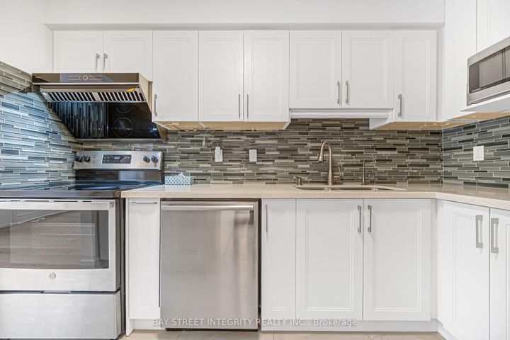 Photo 21 at 70 Elsa Vine Way, Bayview Village, Toronto