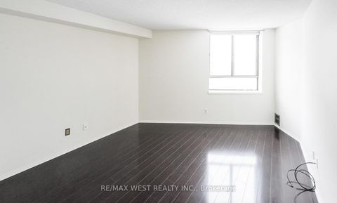 Photo 19 at 1301 - 260 Queens Quay W, Waterfront Communities C1, Toronto