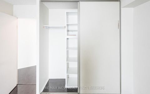 Photo 20 at 1301 - 260 Queens Quay W, Waterfront Communities C1, Toronto