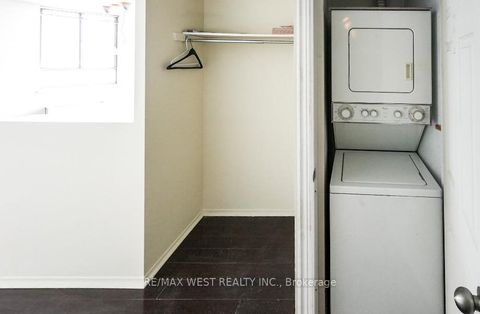 Photo 24 at 1301 - 260 Queens Quay W, Waterfront Communities C1, Toronto