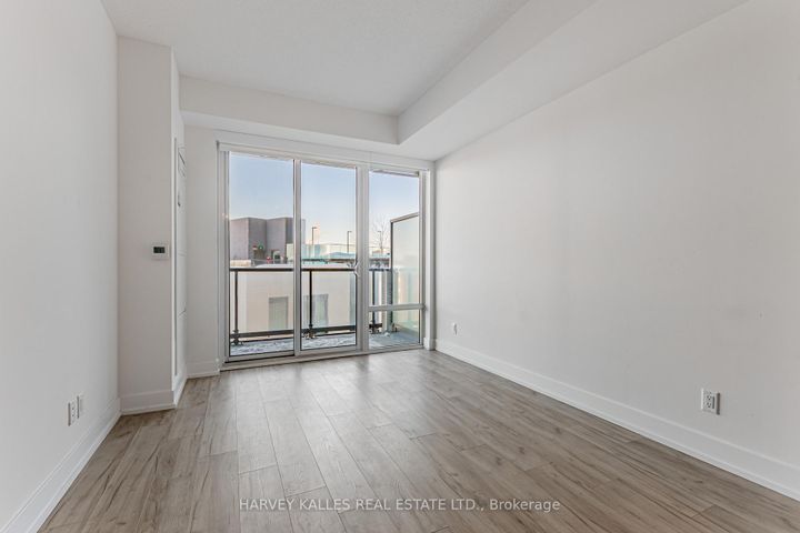Photo 17 at 708 - 25 Adra Grado Way W, Bayview Village, Toronto