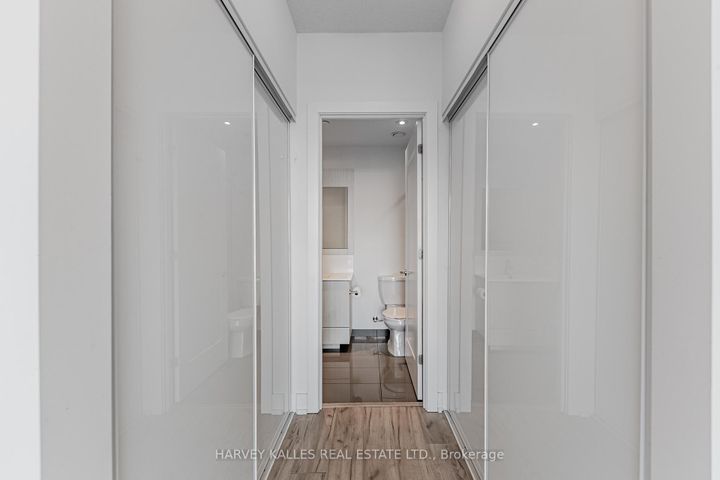 Photo 22 at 708 - 25 Adra Grado Way W, Bayview Village, Toronto