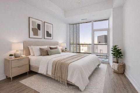 Photo 3 at 708 - 25 Adra Grado Way W, Bayview Village, Toronto