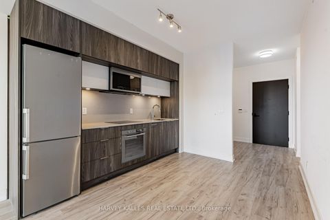 Photo 12 at 708 - 25 Adra Grado Way W, Bayview Village, Toronto