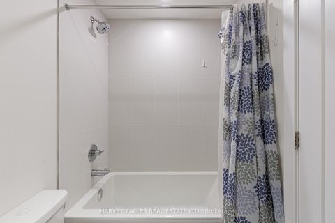 Photo 24 at 708 - 25 Adra Grado Way W, Bayview Village, Toronto