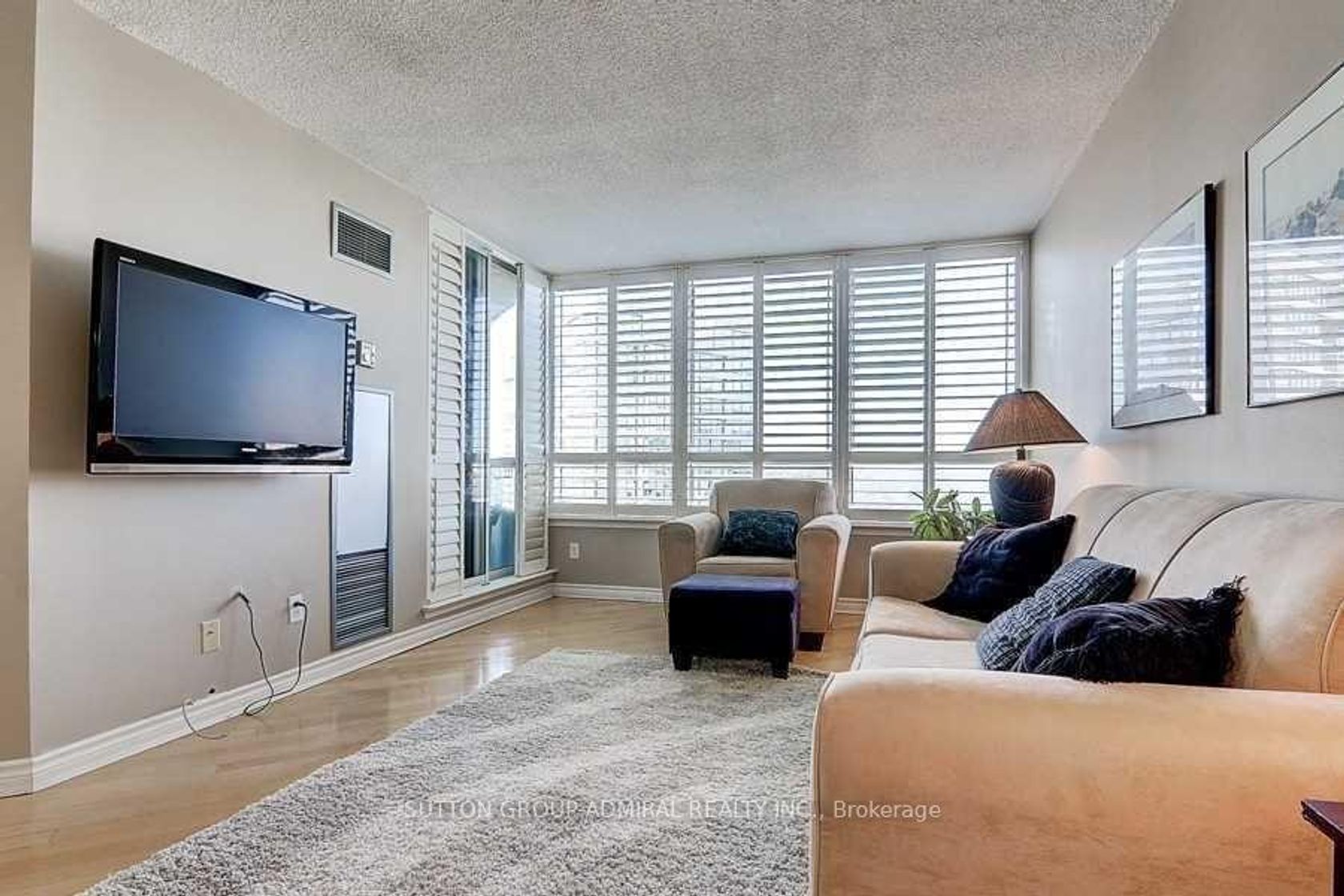 1008 - 1121 Steeles Avenue W, Branson, Toronto 