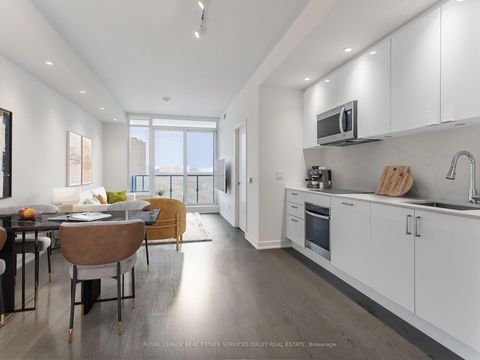 Photo 2 at 2111 - 1928 Lake Shore Boulevard W, Swansea, Toronto