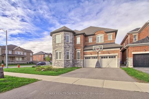 Photo 5 at 2236 Lozenby Street, Alcona, Innisfil