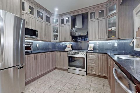 Photo 9 at 1418 Livesey Drive, Taunton, Oshawa