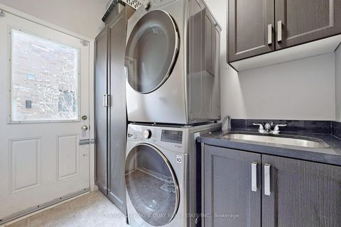 Photo 12 at 1418 Livesey Drive, Taunton, Oshawa