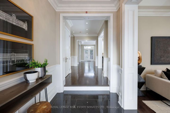 Photo 13 at 125 Paliser Court, SW Southwest, Oakville