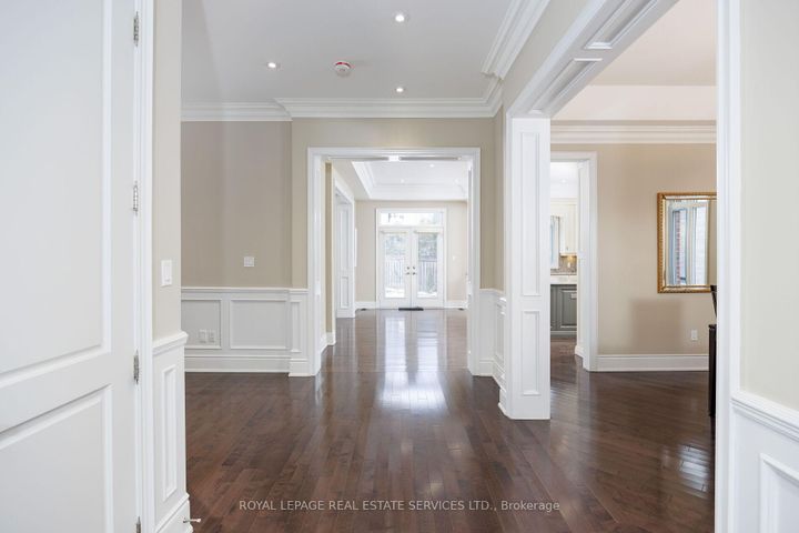 Photo 15 at 125 Paliser Court, SW Southwest, Oakville