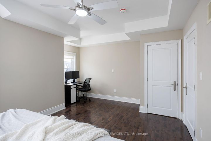 Photo 37 at 125 Paliser Court, SW Southwest, Oakville