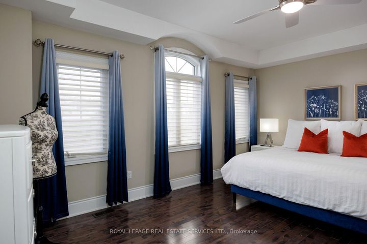 Photo 38 at 125 Paliser Court, SW Southwest, Oakville