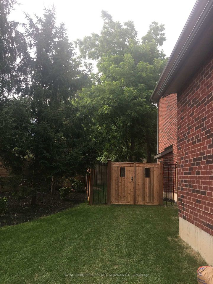 Photo 49 at 125 Paliser Court, SW Southwest, Oakville